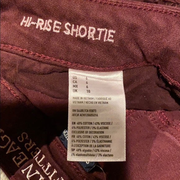 American Eagle Burgundy shorts - Picture 2 of 3